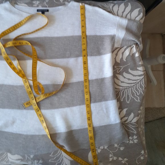 Eileen Fisher Organic Knit Top - Picture 14 of 15